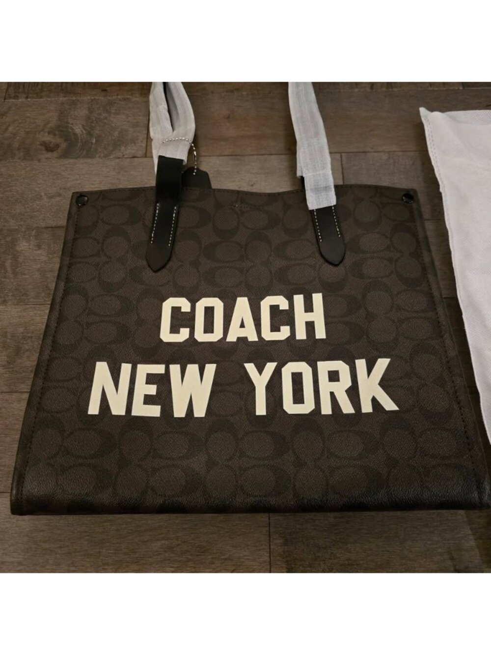 COACH Relay Tote Bag in Signature Canvas with Coach Graphics Women CY806 - Picture 4 of 9